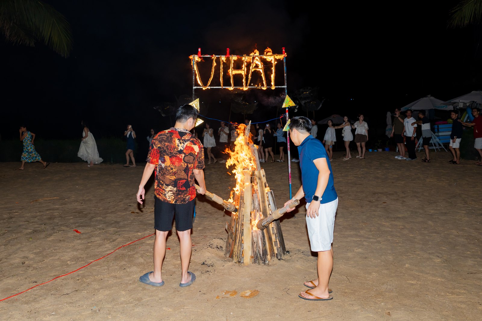 Đêm lửa trại company trip 2026 của ViHAT Group